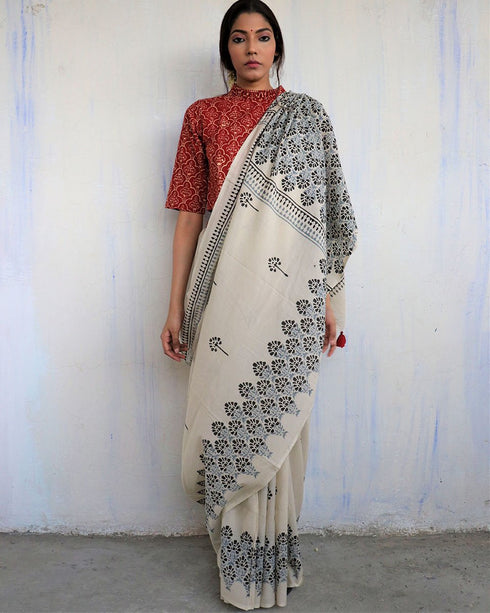 Ivory Grey Block Printed Cotton Mul Saree