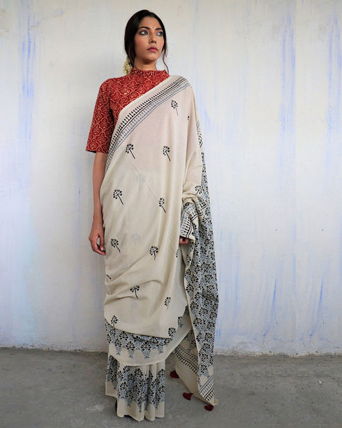 Ivory Grey Block Printed Cotton Mul Saree