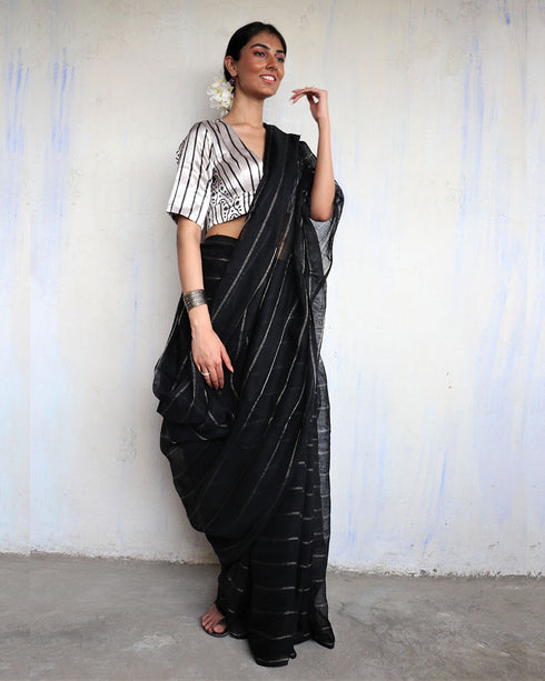 Nutan Handwoven Linen Zari Saree